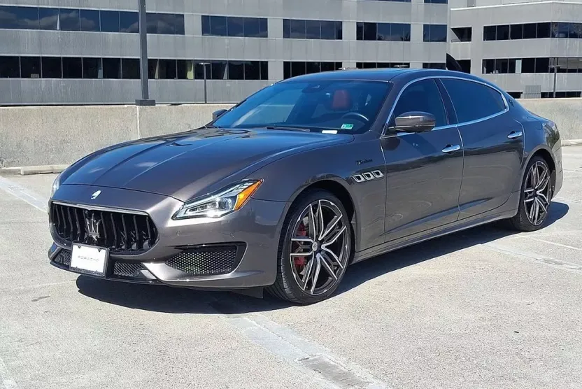 2022 Maserati Quattroporte Modena Q4 photo 1