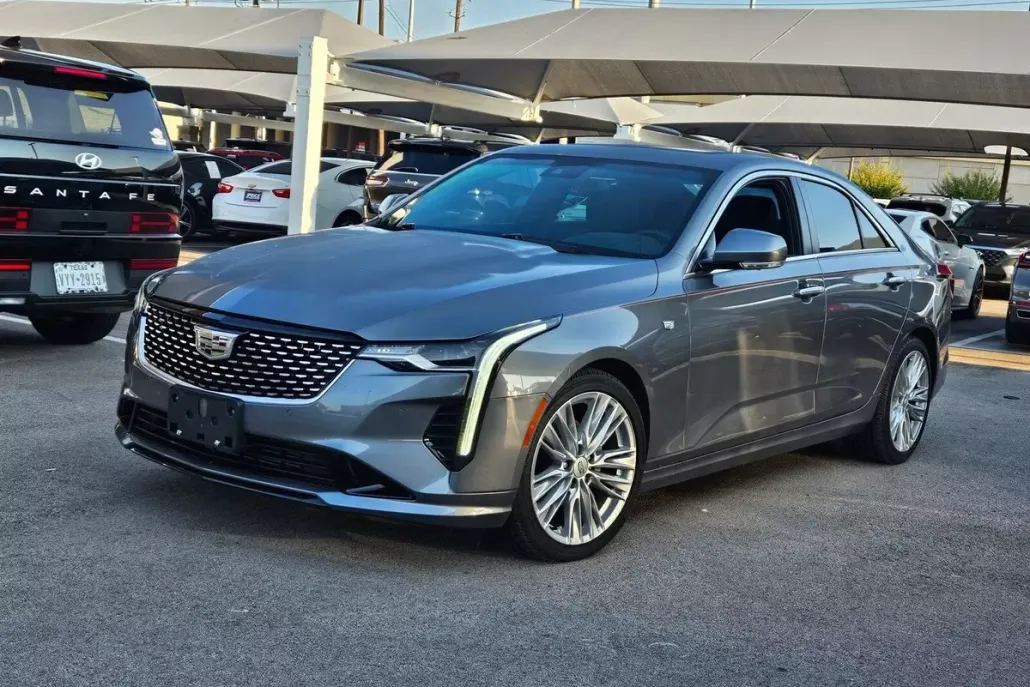2022 Cadillac CT4 Premium Luxury photo 1