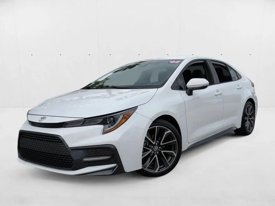 2022 Toyota Corolla SE photo 1