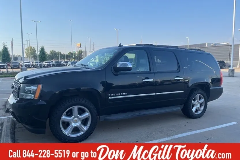 2011 Chevrolet Suburban 1500 LTZ photo 1