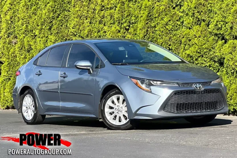 2021 Toyota Corolla LE Premium photo 1
