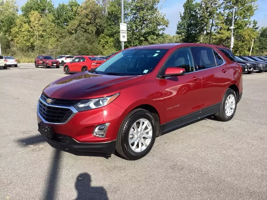 2019 Chevrolet Equinox LT photo 1