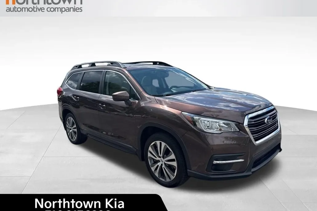 2019 Subaru Ascent Premium photo 1