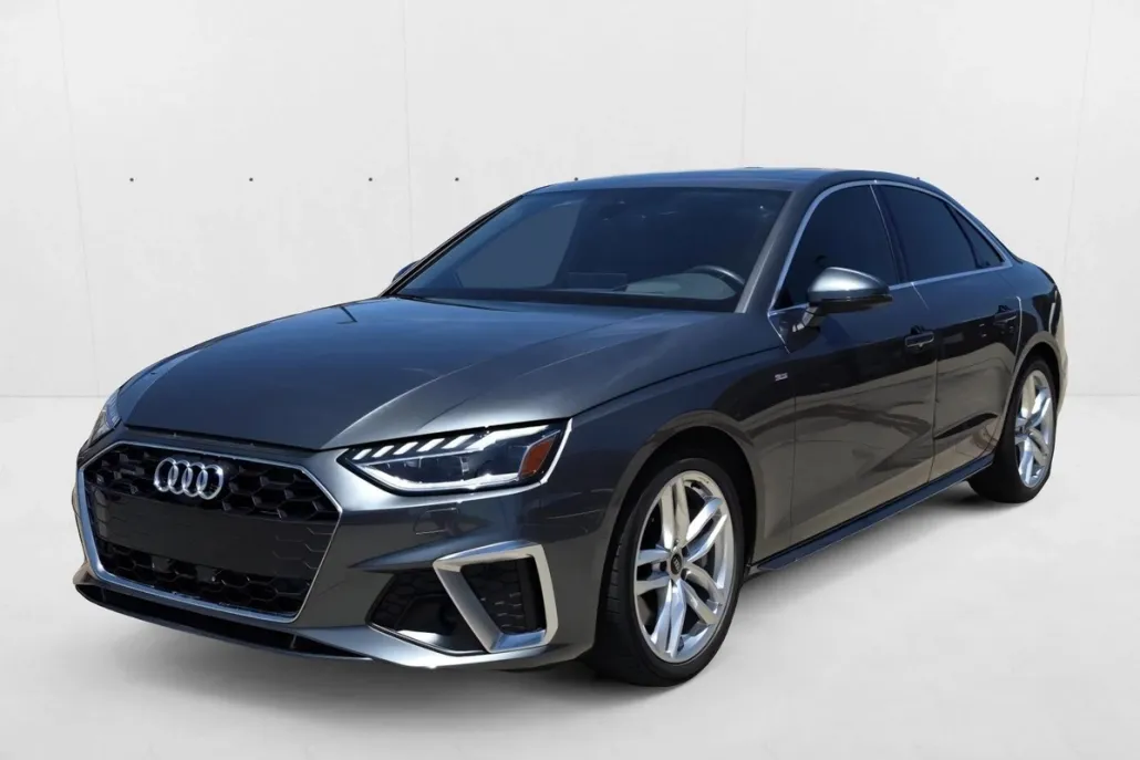 2023 Audi A4 S line Quattro Prestige photo 1