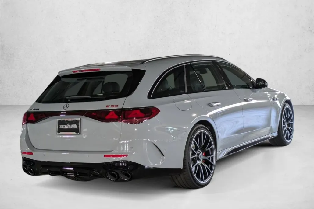 2026 Mercedes Benz E 53 AMG Wagon photo 1