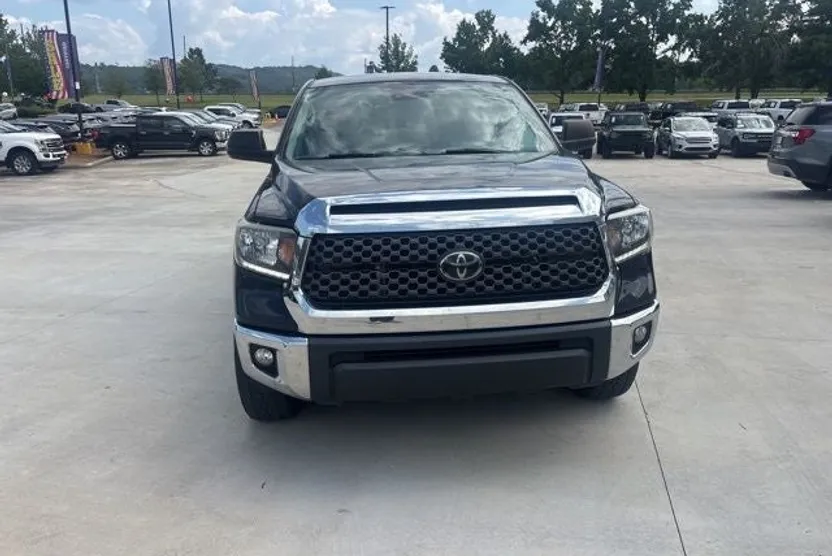 2020 Toyota Tundra SR5 Grade photo 1