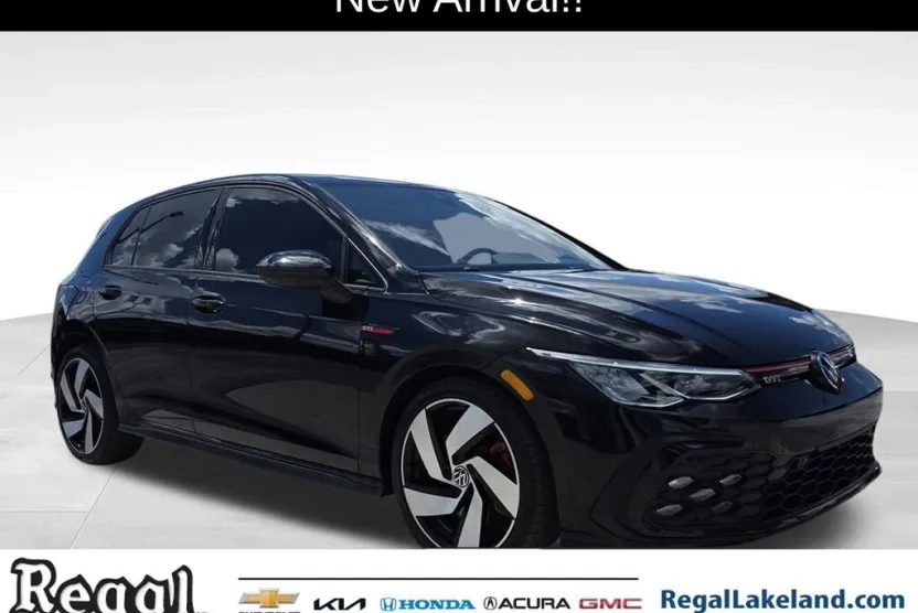 2022 Volkswagen Golf GTI S photo 1