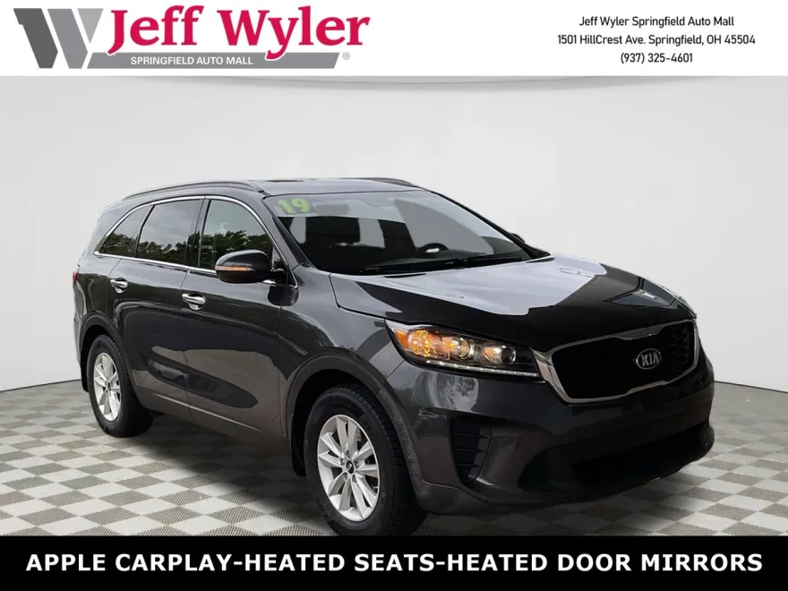 2019 Kia Sorento LX photo 1