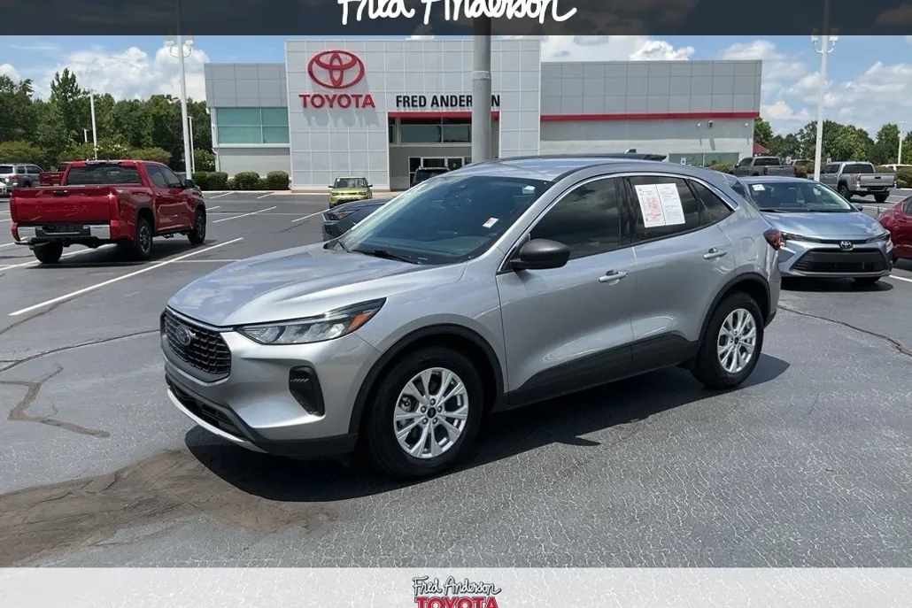 2023 Ford Escape Active photo 1