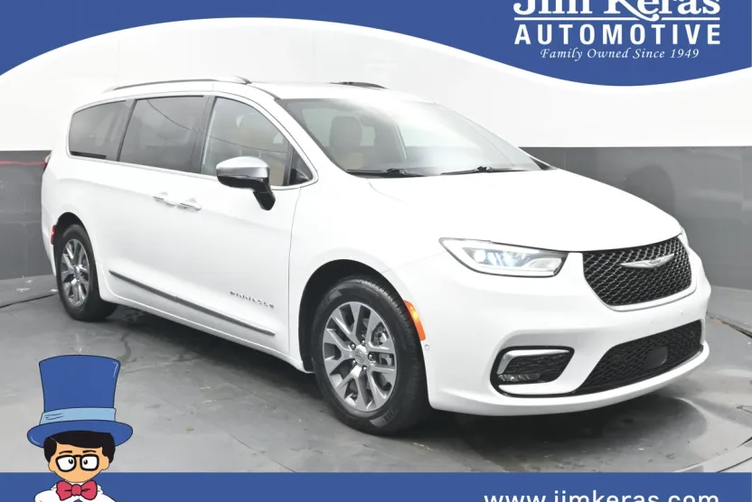 2023 Chrysler Pacifica Hybrid Pinnacle photo 1