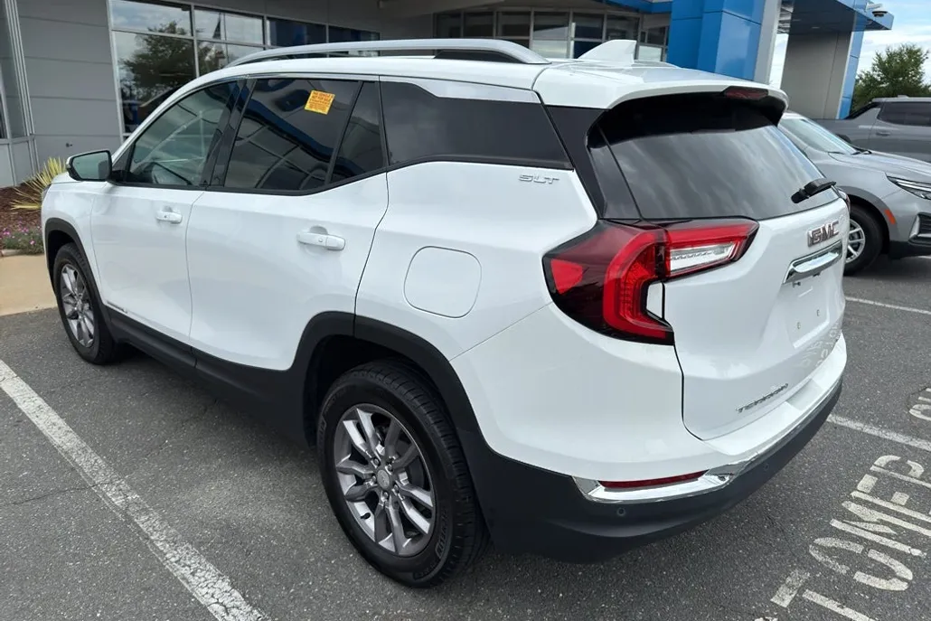 2023 Gmc Terrain SLT photo 1