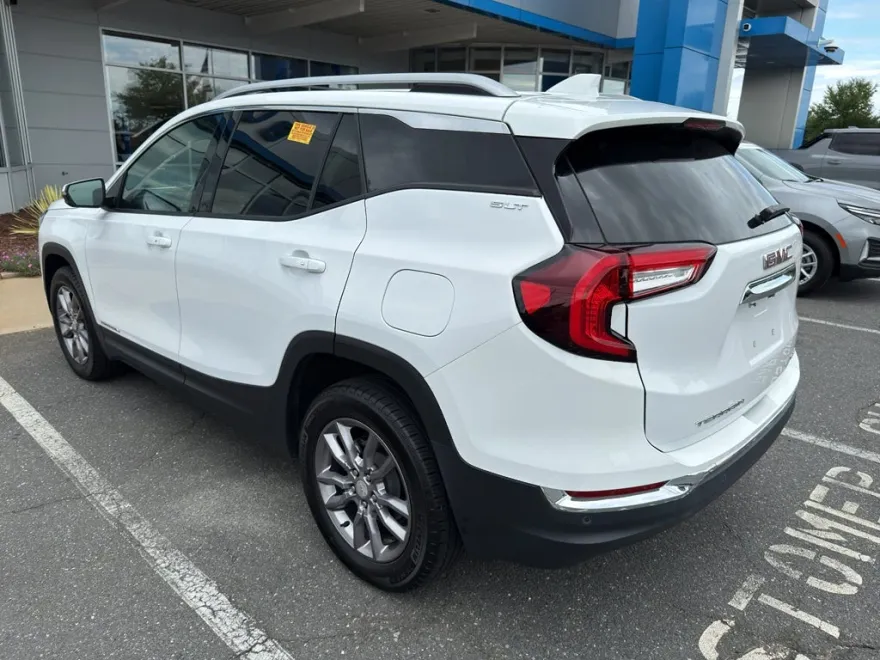 2023 Gmc Terrain SLT photo 1