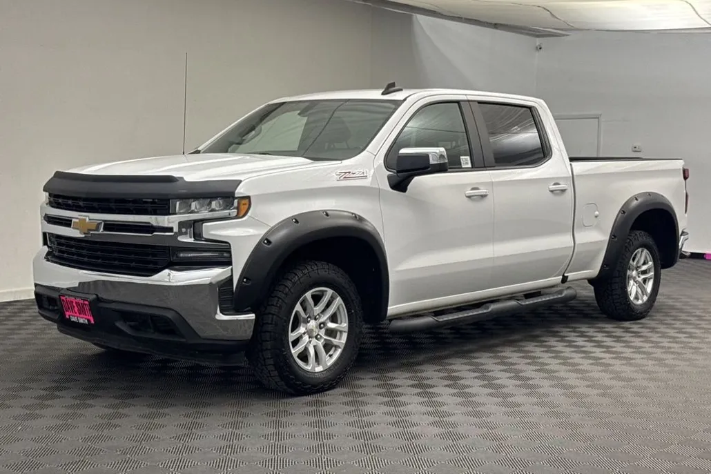 2022 Chevrolet Silverado 1500 photo 1