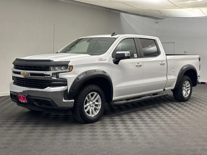 2022 Chevrolet Silverado 1500 photo 1