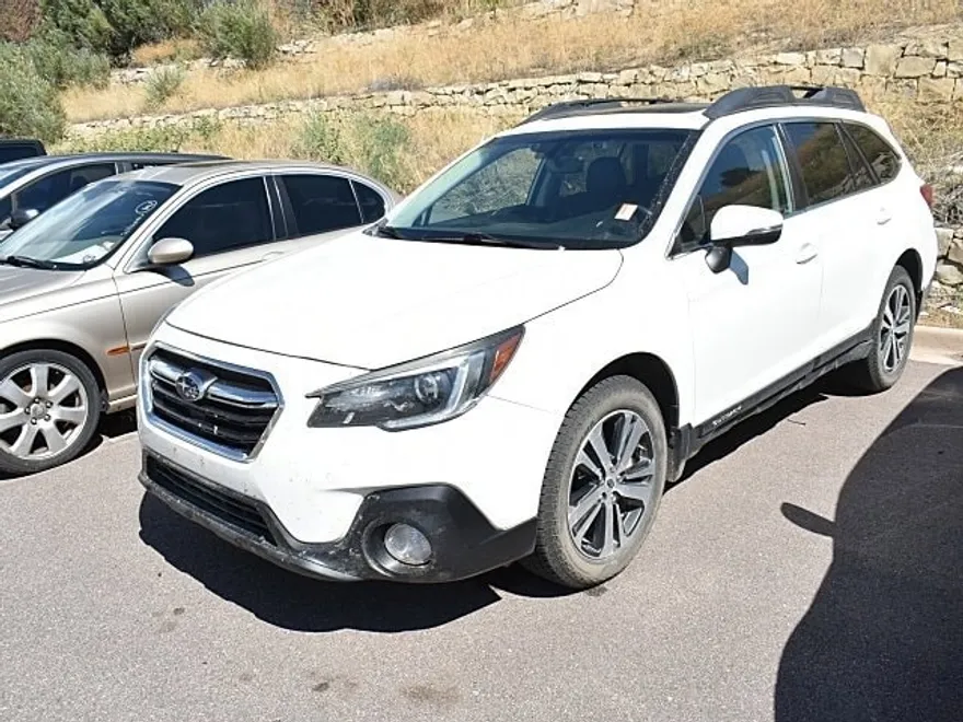 2019 Subaru Outback 3.6R Limited photo 1