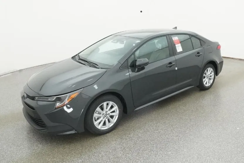 2026 Toyota Corolla LE photo 1
