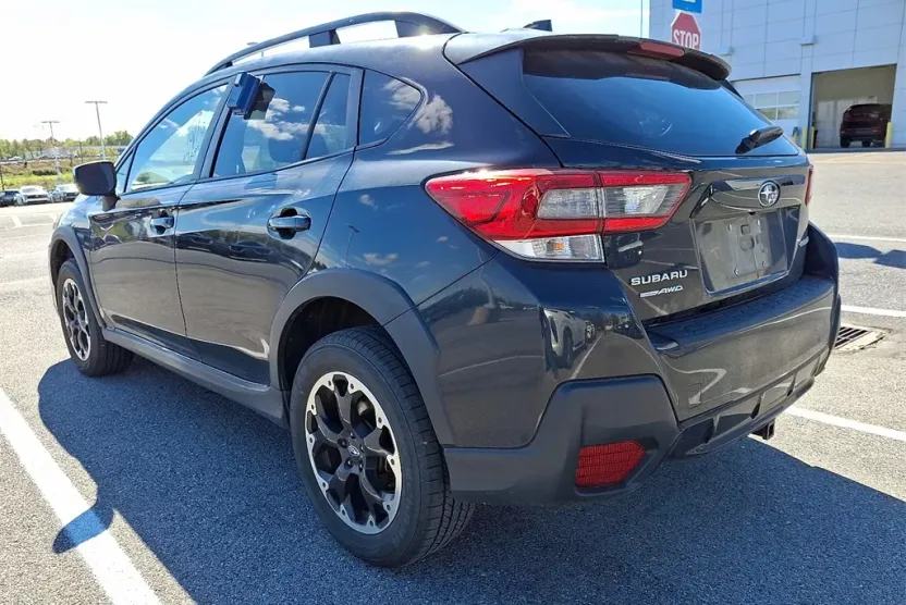 2021 Subaru Crosstrek Premium photo 1