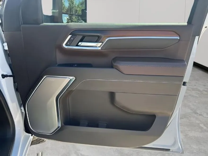 2024 Gmc Sierra 2500 HD Denali photo 1