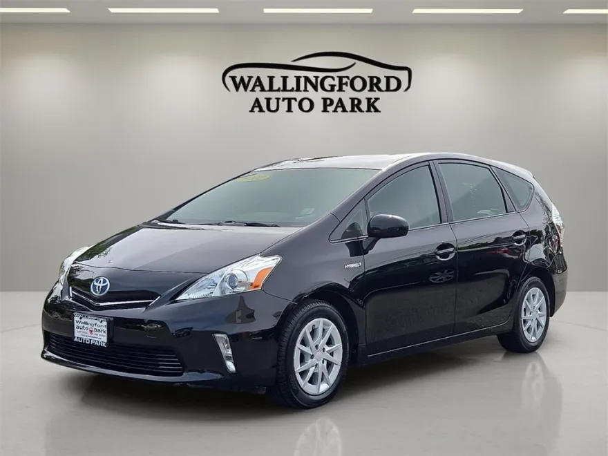 2012 Toyota Prius V photo 1