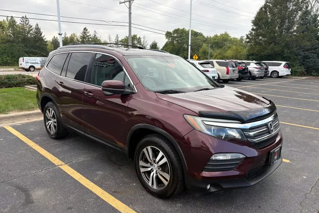 2016 Honda Pilot EX-L photo 1