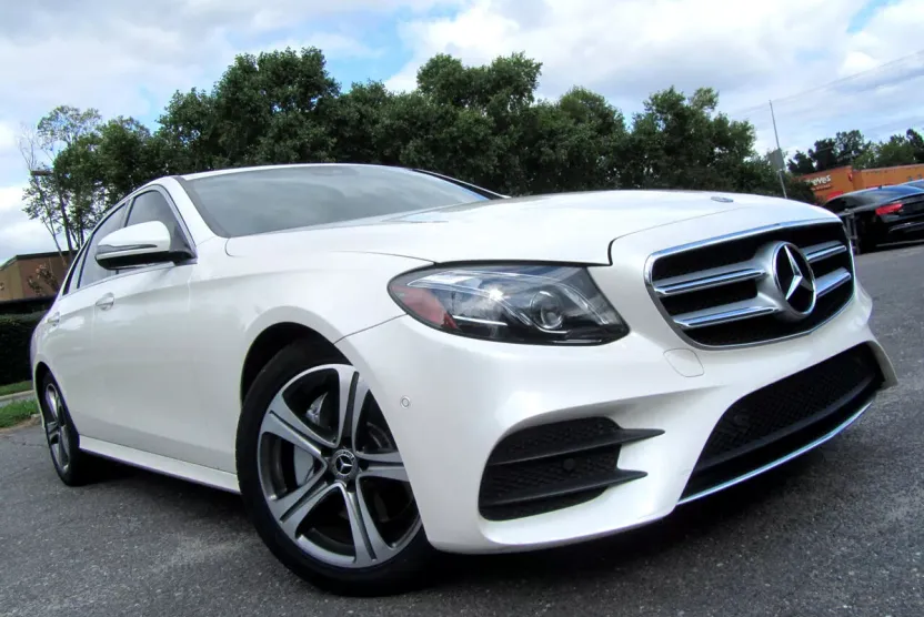 2017 Mercedes Benz E 300 Sport Sedan photo 1