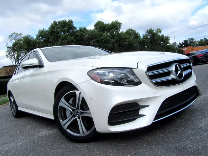 2017 Mercedes Benz E 300 Sport Sedan photo 1
