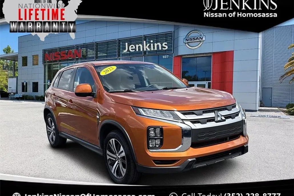 2023 Mitsubishi Outlander Sport ES photo 1