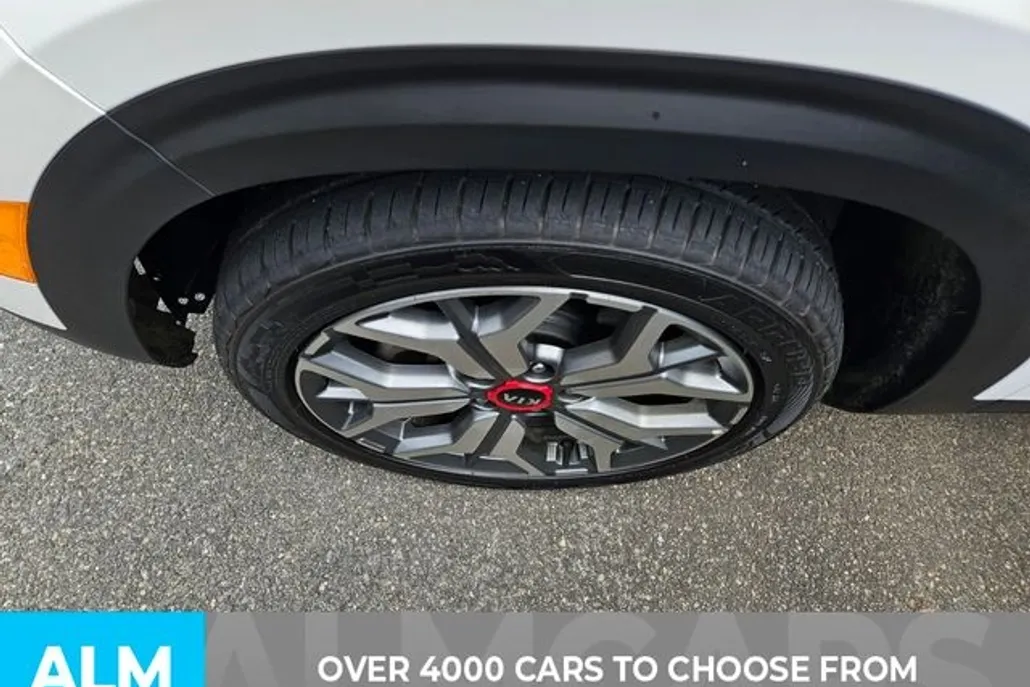 2021 Kia Seltos S photo 1