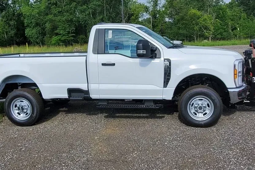 2025 Ford F-250 XL photo 1