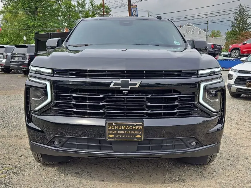 2025 Chevrolet Suburban RST photo 1