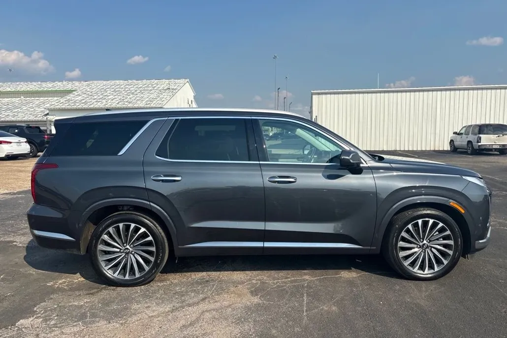 2024 Hyundai Palisade Calligraphy photo 1