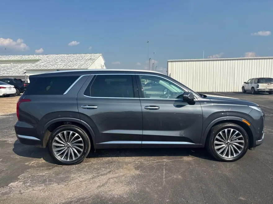 2024 Hyundai Palisade Calligraphy photo 1