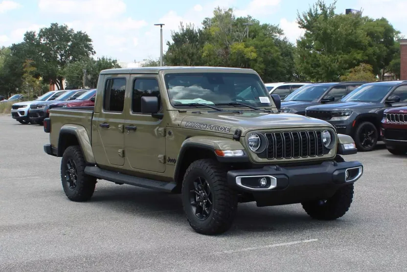 2025 Jeep Gladiator Sport photo 1