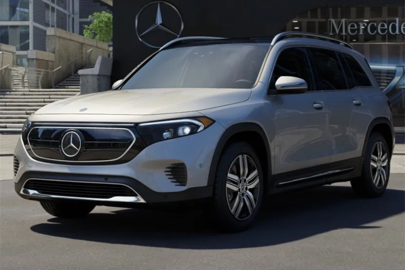 2023 Mercedes Benz EQB 300 photo 1