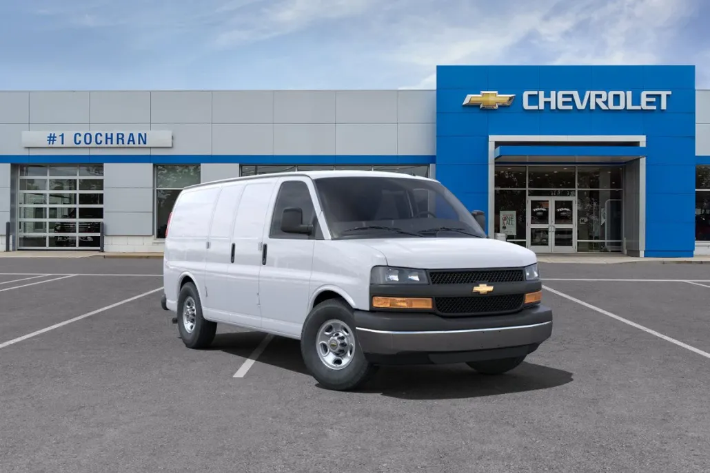 2025 Chevrolet Express Cargo 3500 photo 1