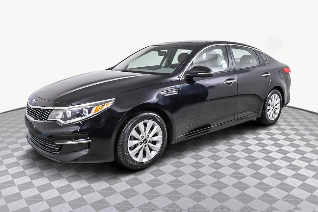 2016 Kia Optima EX photo 1