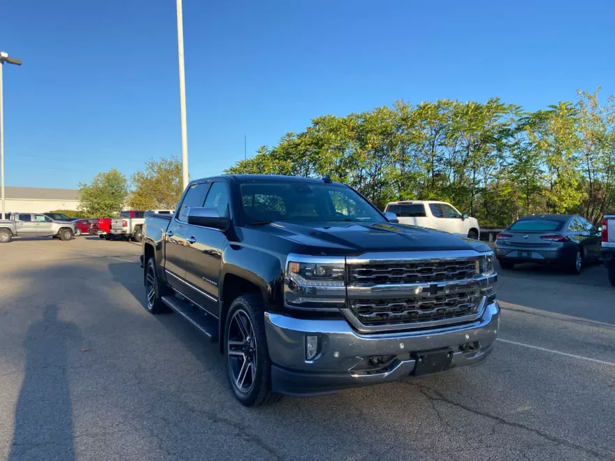 2017 Chevrolet Silverado 1500 LTZ photo 1