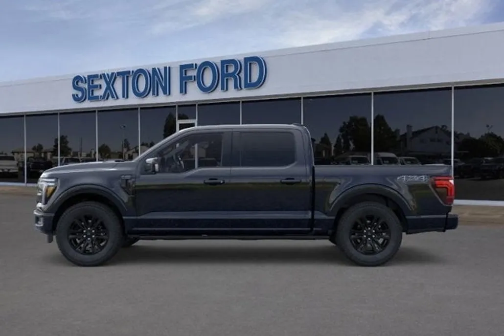 2025 Ford F-150 Platinum photo 1