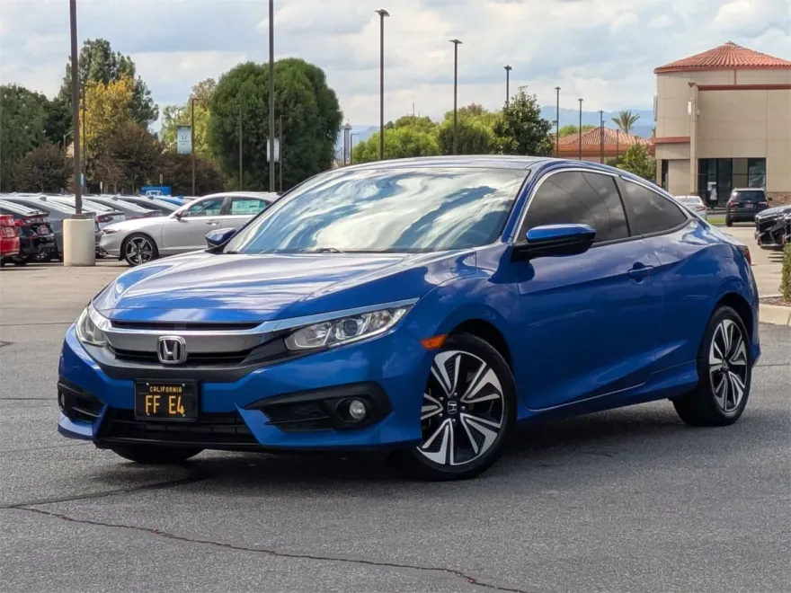 2016 Honda Civic EX-T photo 1