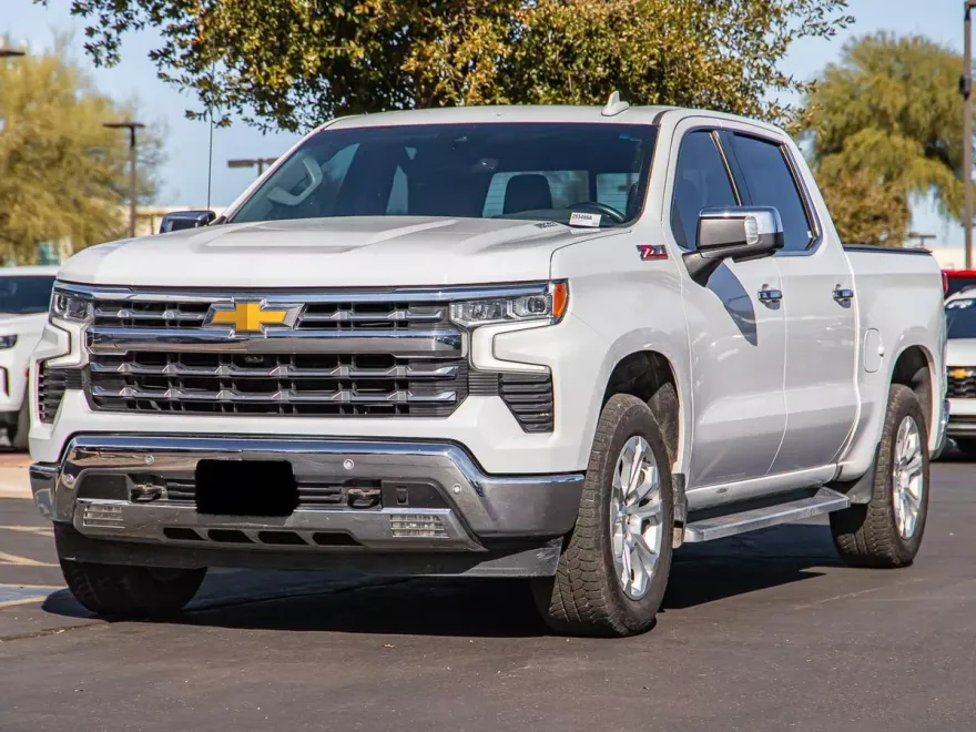 2022 Chevrolet Silverado 1500 LTZ photo 1