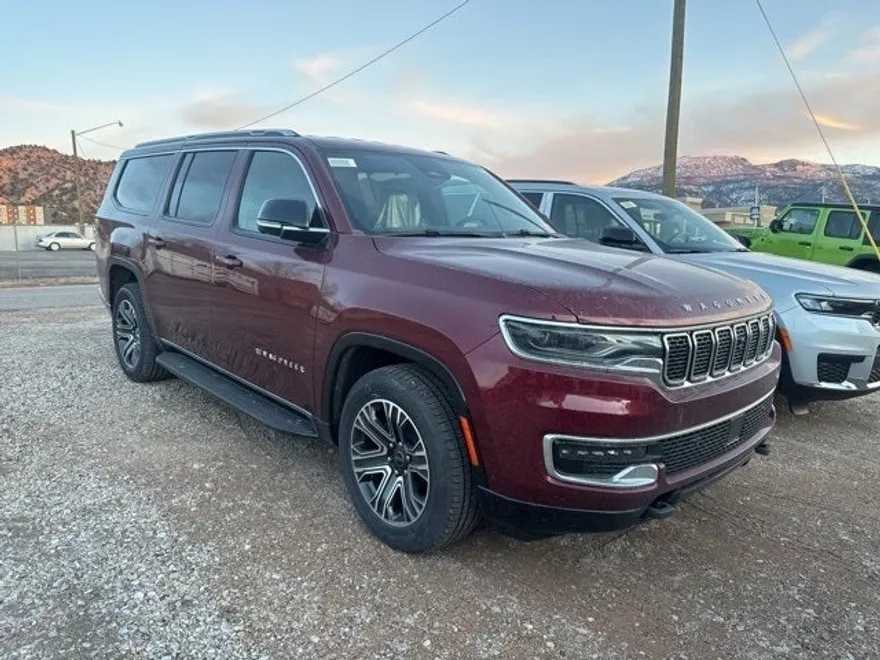 2025 Jeep Wagoneer L Base photo 1