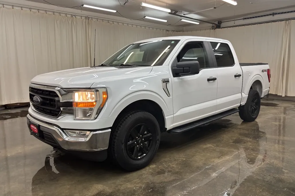2022 Ford F-150 XL photo 1