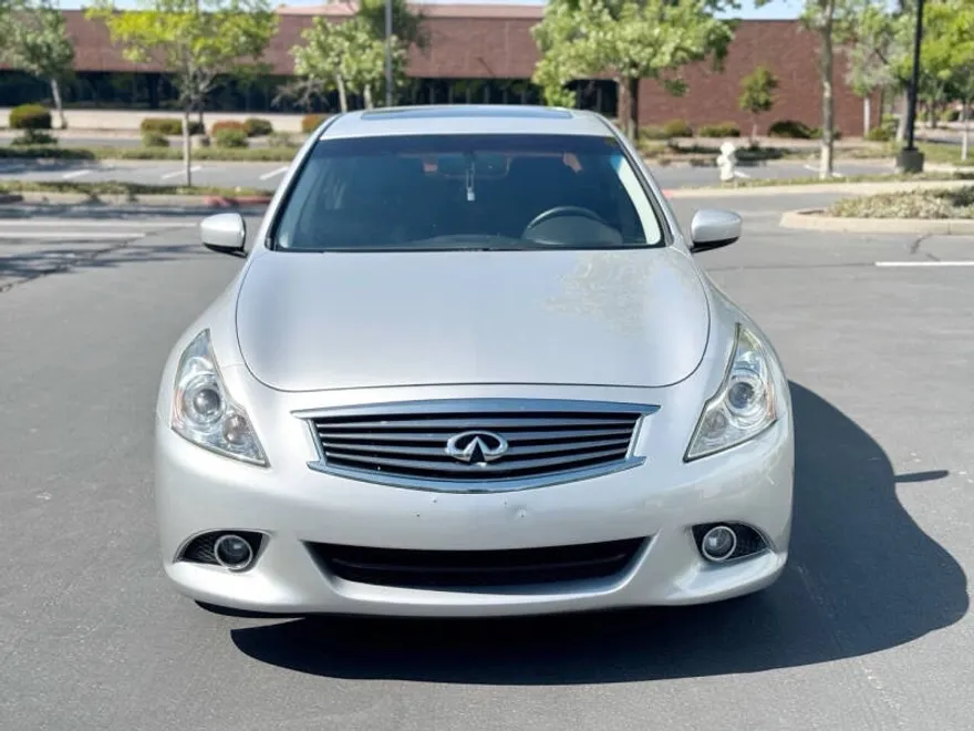 2013 Infiniti G37 Journey photo 1