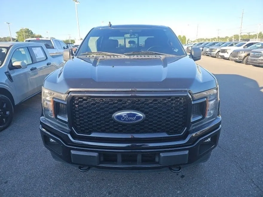 2019 Ford F-150 XLT photo 1