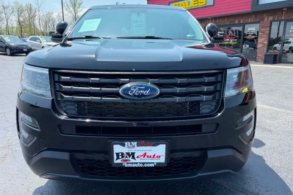 2018 Ford Explorer photo 1