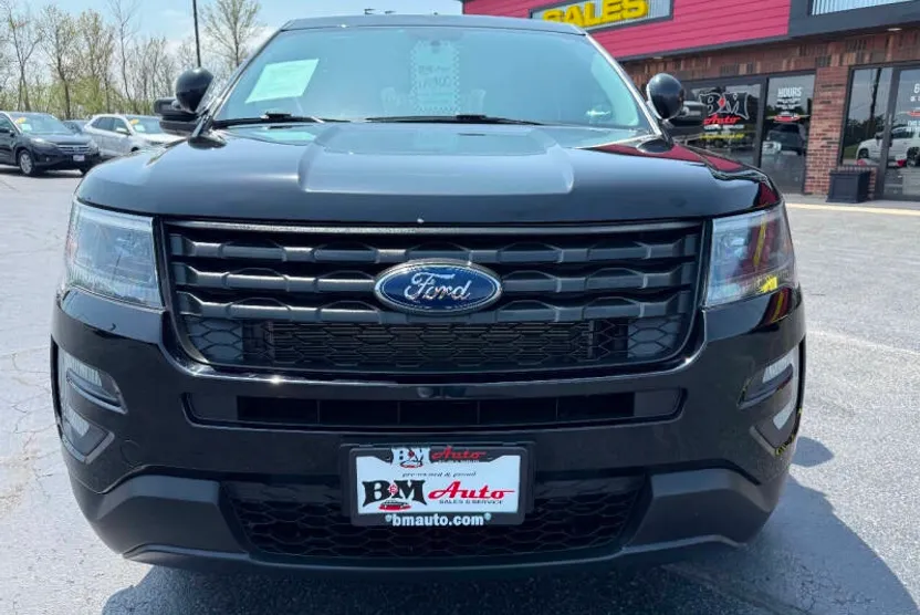 2018 Ford Explorer photo 1