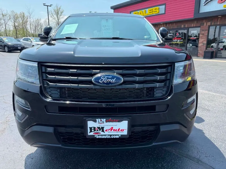 2018 Ford Explorer photo 1