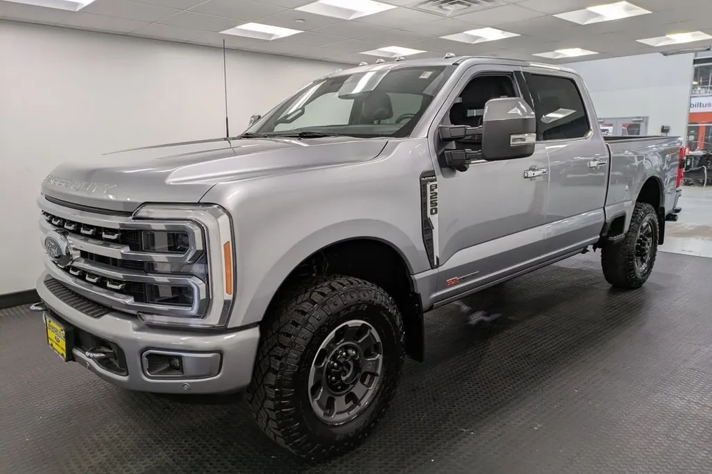 2023 Ford F-250 photo 1