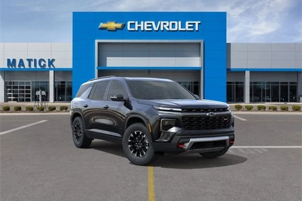2026 Chevrolet Traverse Z71 photo 1