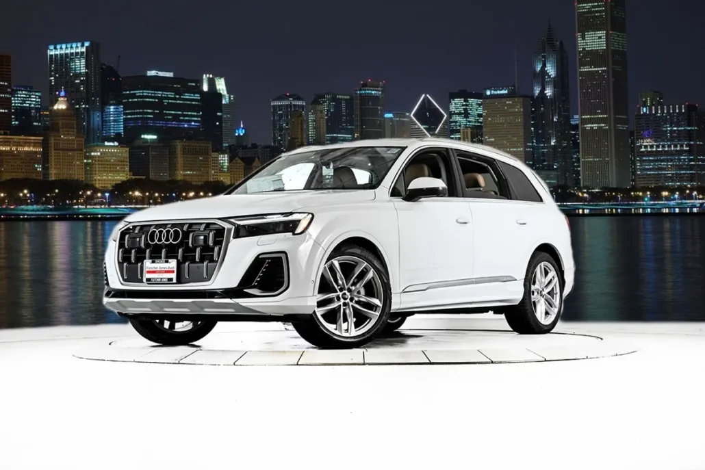 2025 Audi Q7 55 Premium Plus photo 1